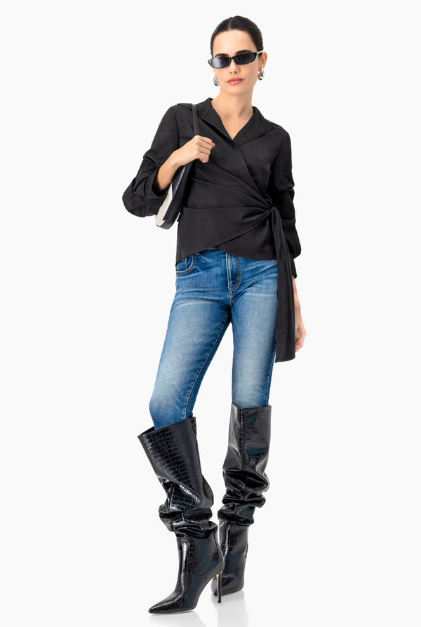 Camisa cruzada de manga larga