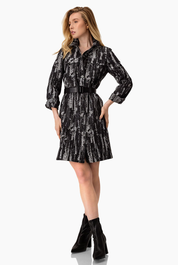 Chamarra larga denim con bolsillos