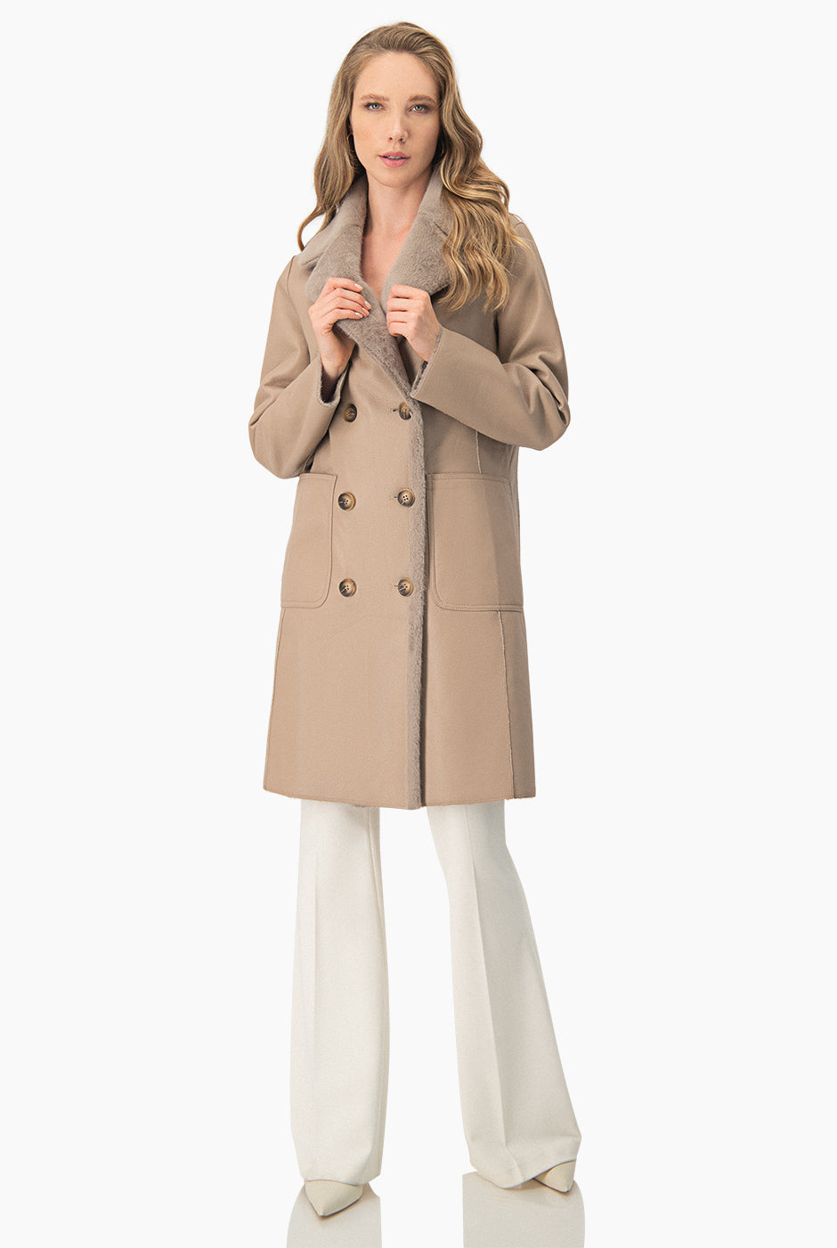 Abrigo Maxi Reversible Khaki con Bolsillos y Botones