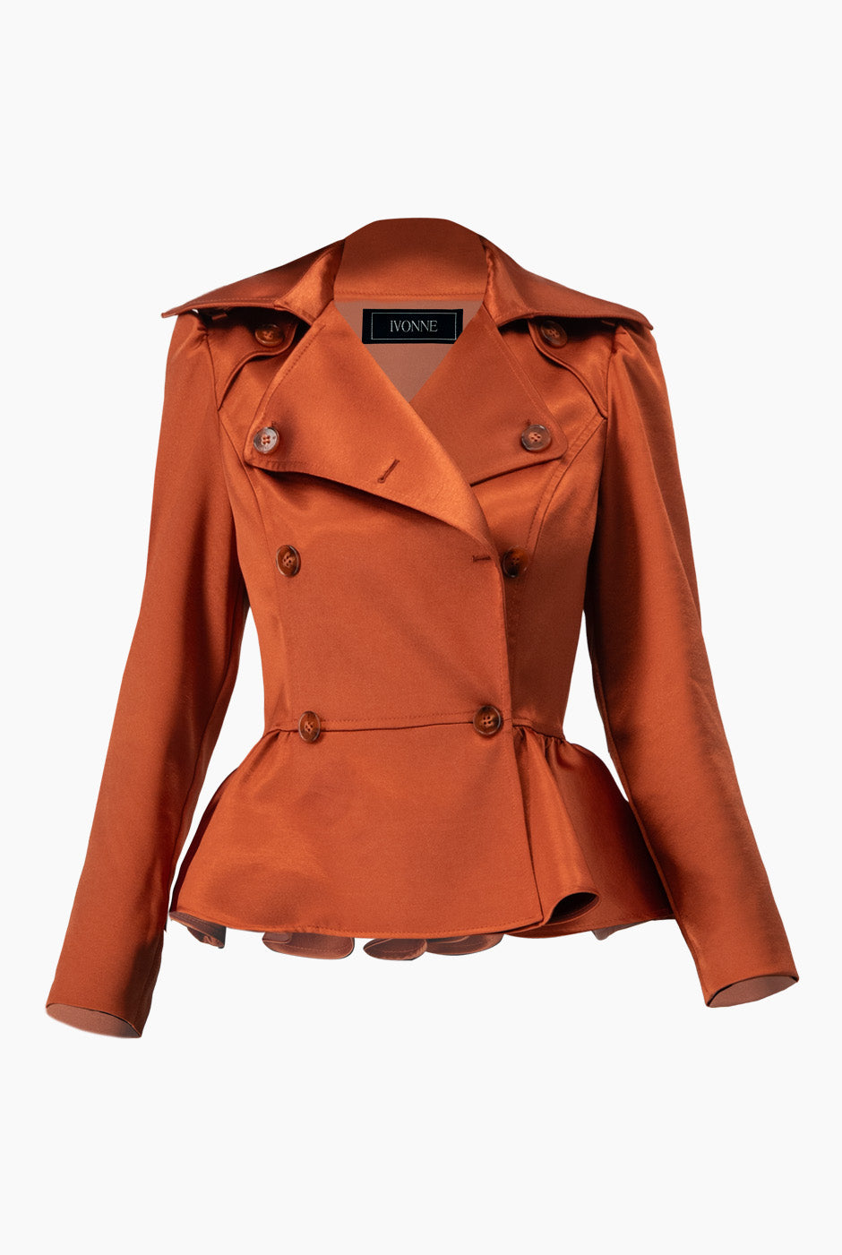 Trench liso corto chedrón con solapa y botones