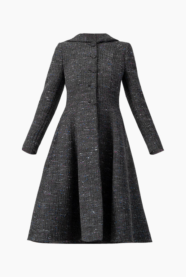 Abrigo largo gris y capucha