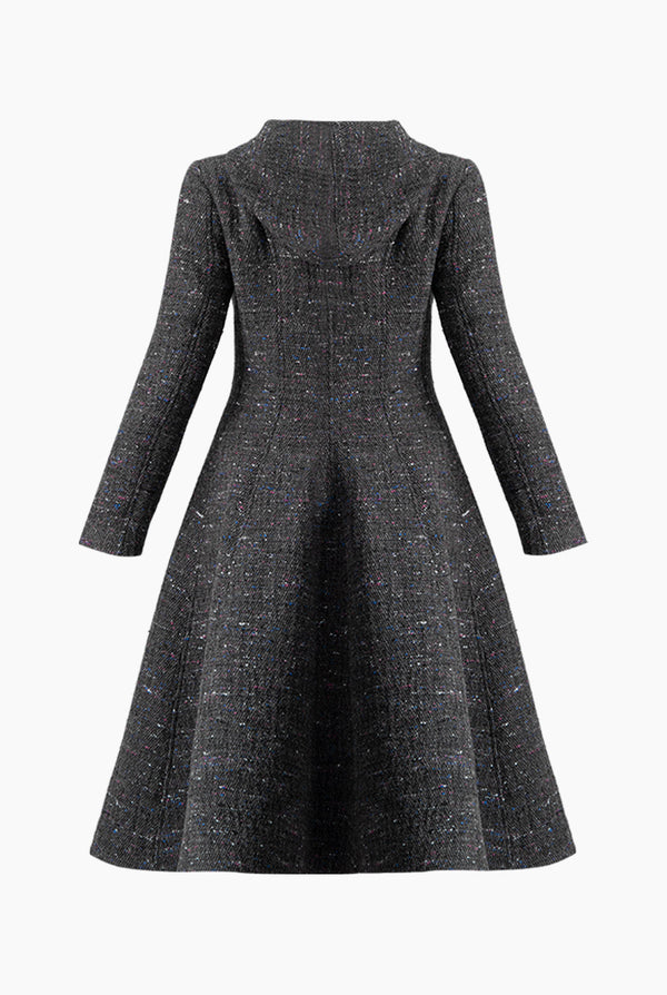 Abrigo largo gris y capucha