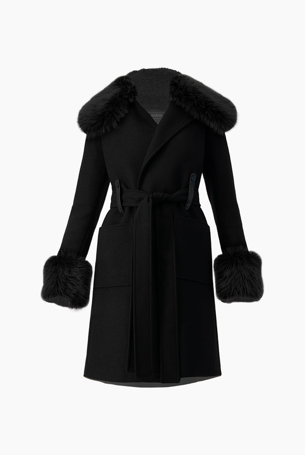 Abrigo largo y peluche color negro