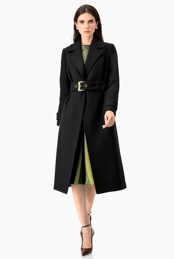 Abrigo largo negro con cinturon