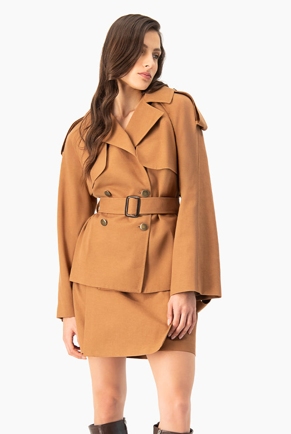 Trench cruzado corto