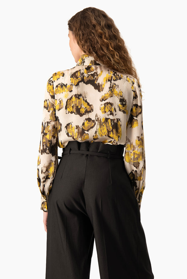 Blusa Ivonne camisera estampada