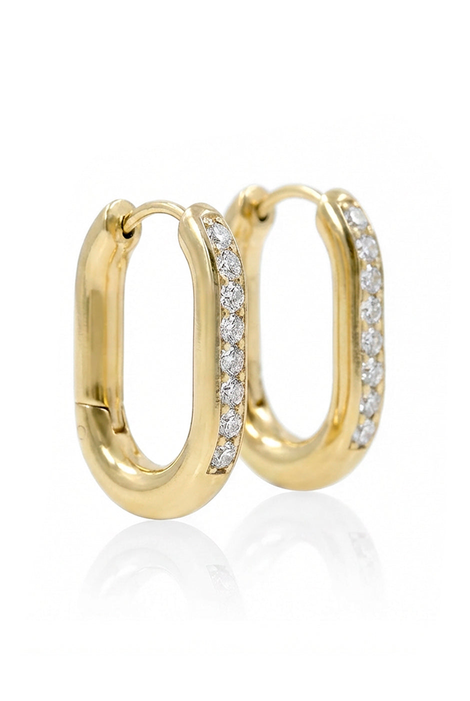 Aretes Golden Links con eslabones dorados y cuentas incrustadas