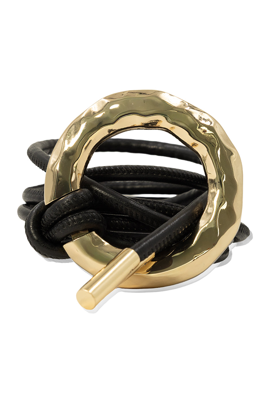 Cinturón Maxi Hoop negro con hebilla dorada y bordes metálicos