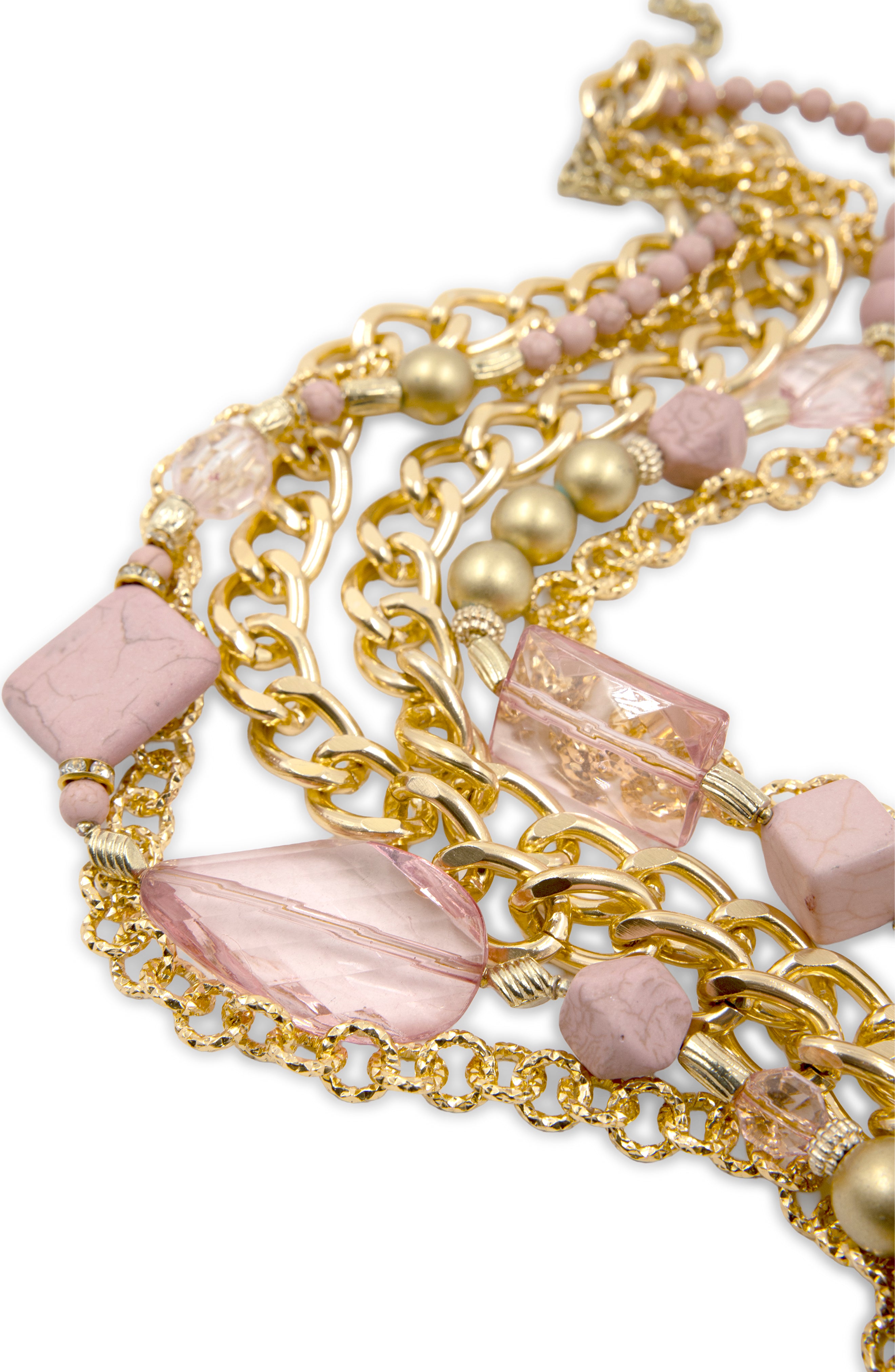 Collar Triple Rose con cadenas doradas y cuentas rosas