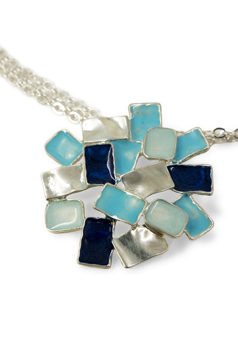 Collar Blue Stones con medallón y cadenas en tonos azules