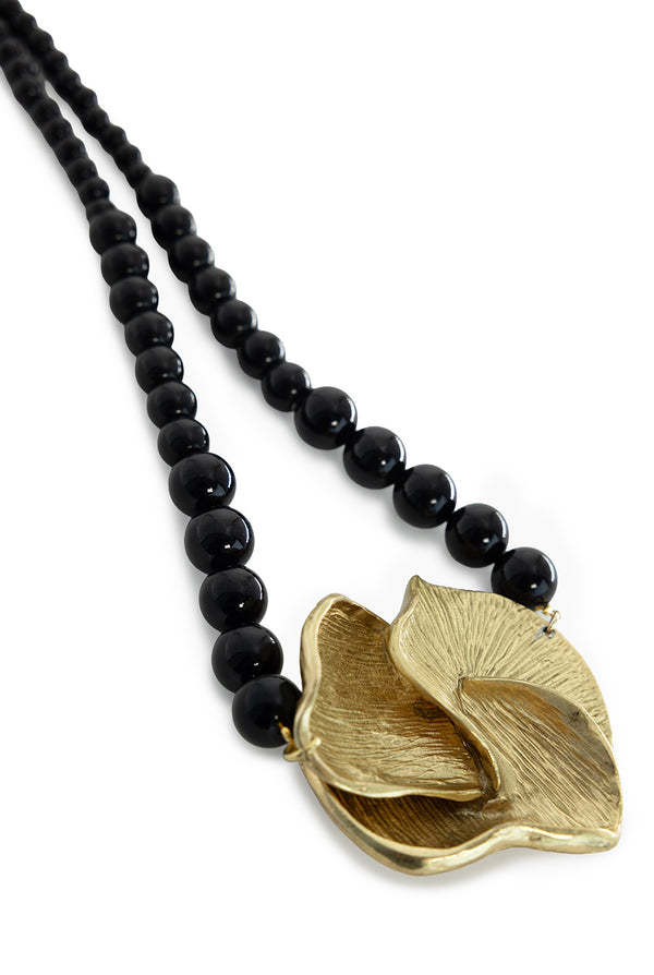 Collar Golden Petals