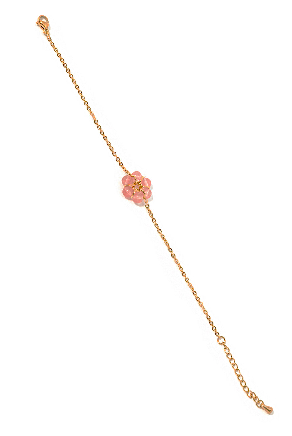 Pulsera dorada con flor de cuentas rosadas