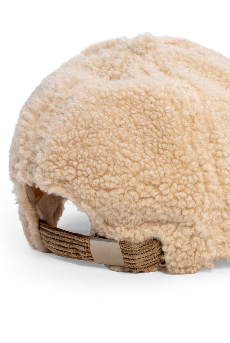 Gorra Teddy afelpada color natural con visera acanalada