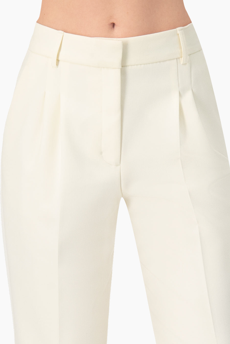 Pantalon amplio sastreado con bolsillos traseros simulados