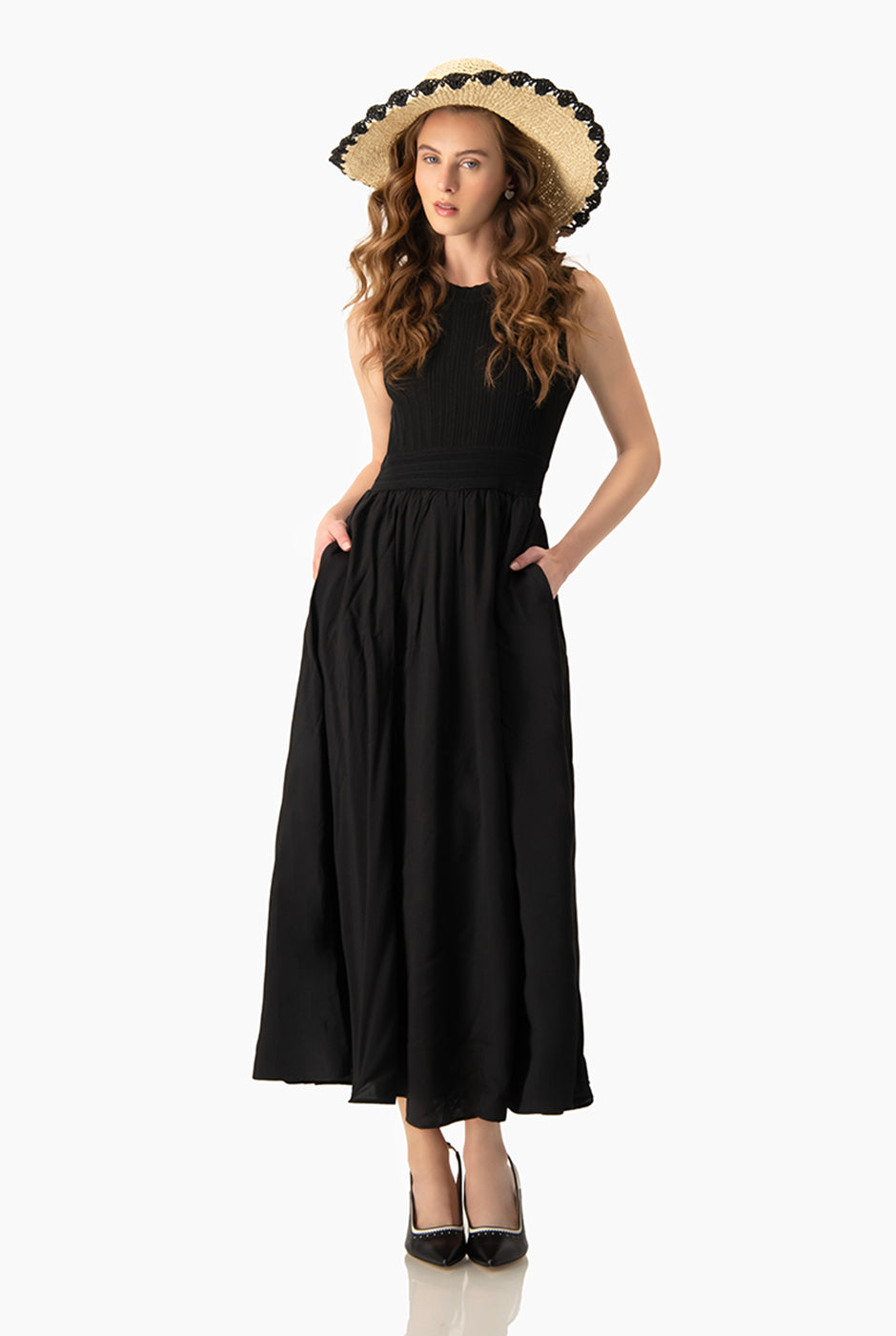 Vestido Largo Mixed Negro con talle tejido y falda combinada