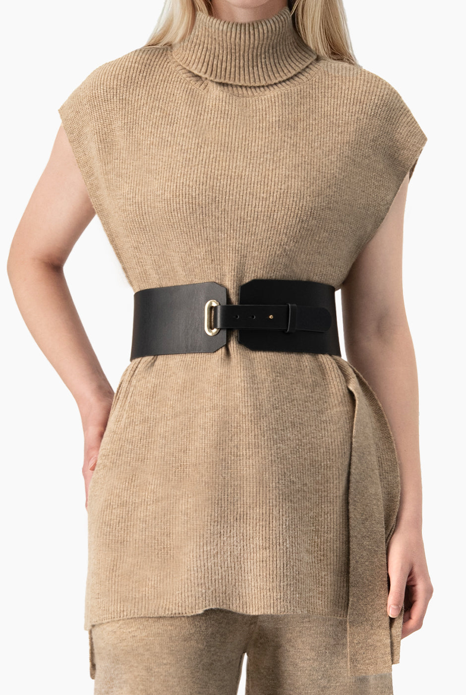 Set de chaleco beige de punto grueso con pantalón ancho