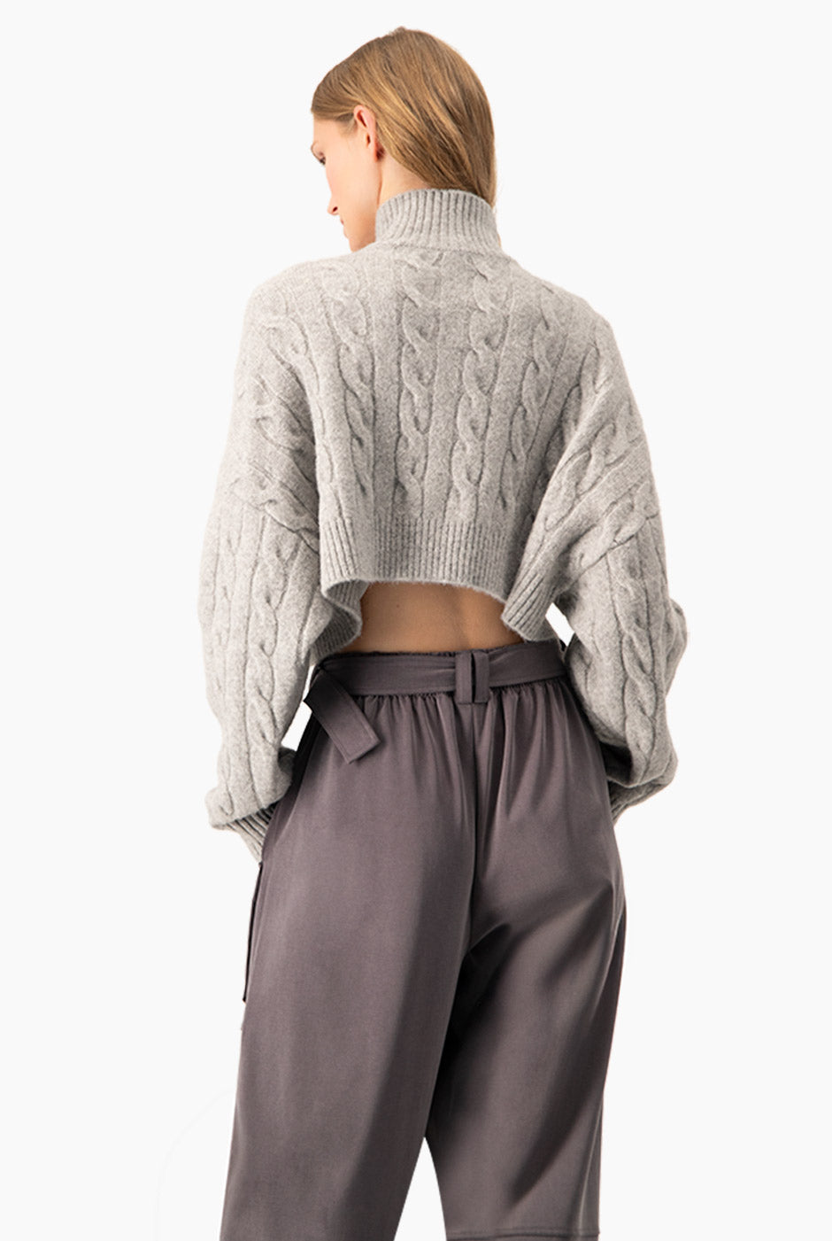 Suéter Cable Crop jaspe con tejido de ochos y cierre frontal