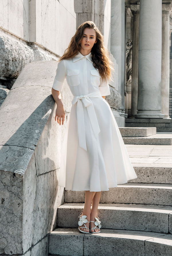 Vestido blanco manga corta y cinta