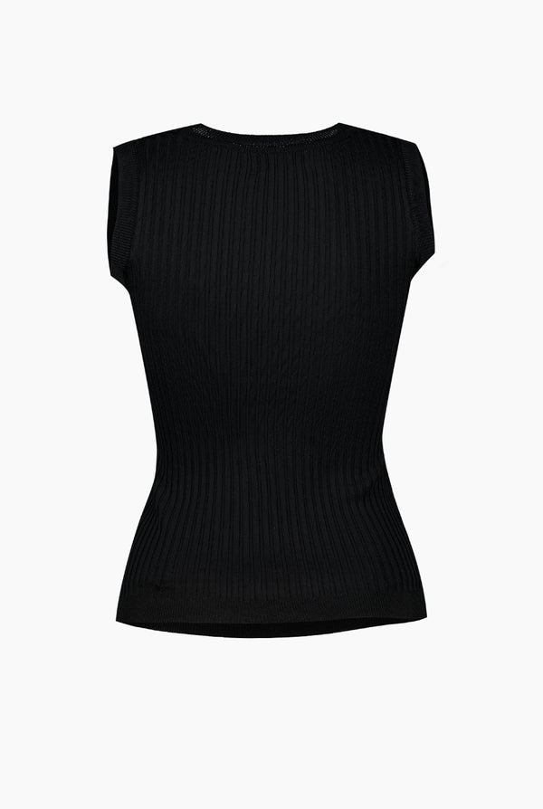 Blusa sin mangas color negro