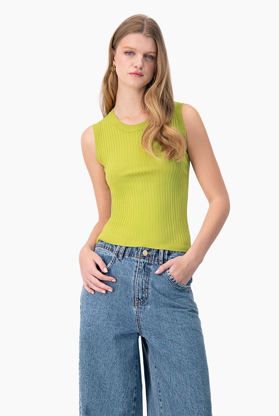 Blusa sin mangas color verde