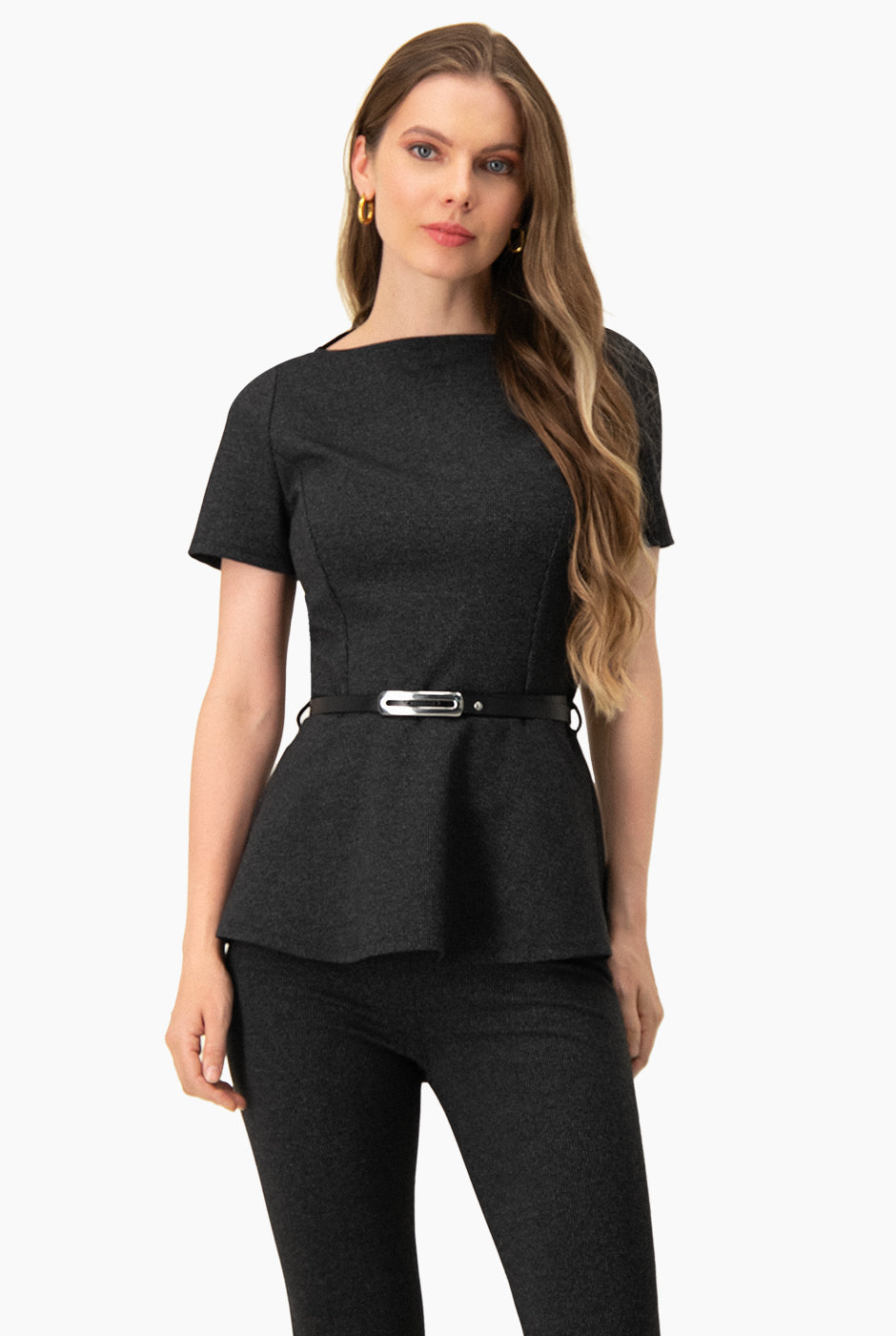 Blusa peplum de manga corta