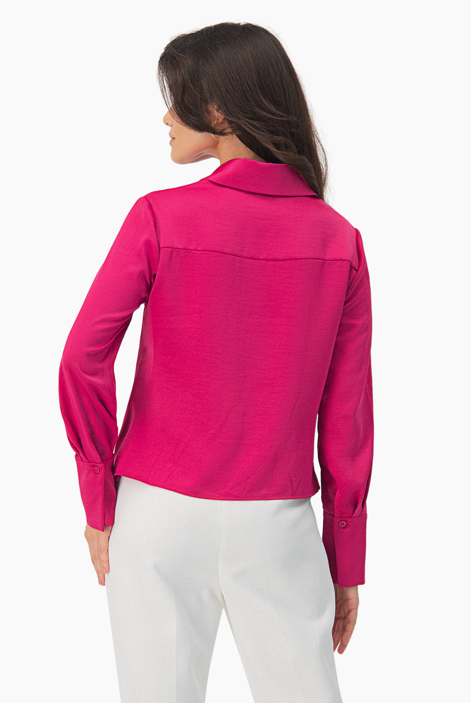 Blusa fucsia de cuello camisero