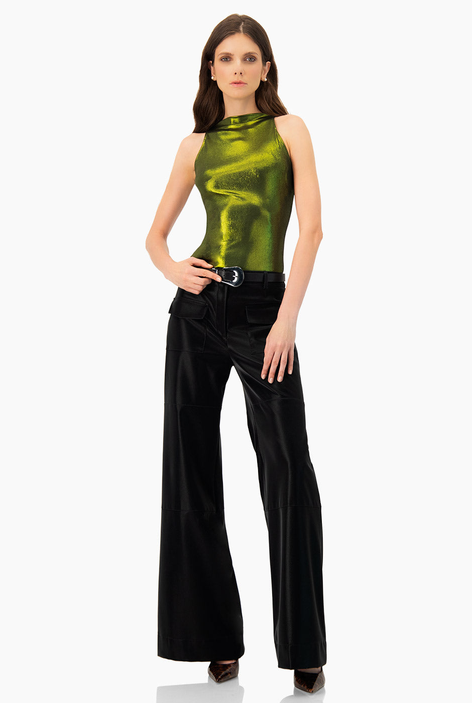 Body verde olivo sin mangas con cuello alto