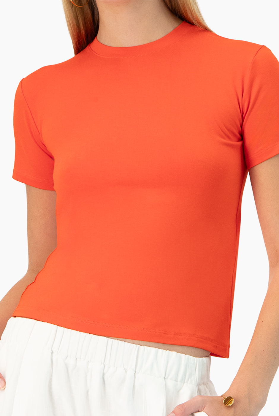 Playera básica naranja lisa de manga corta