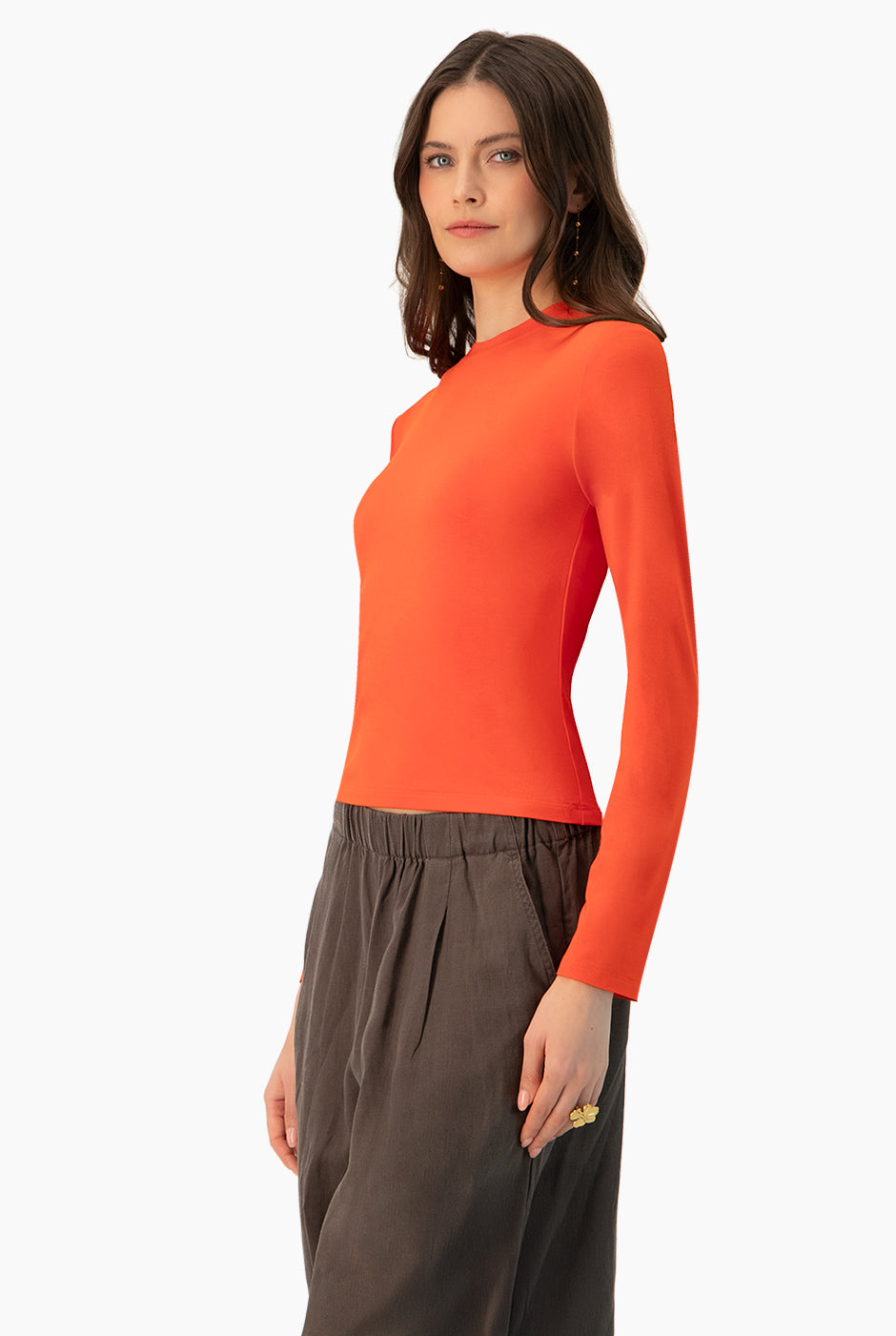 Playera básica lisa naranja manga larga de Ivonne