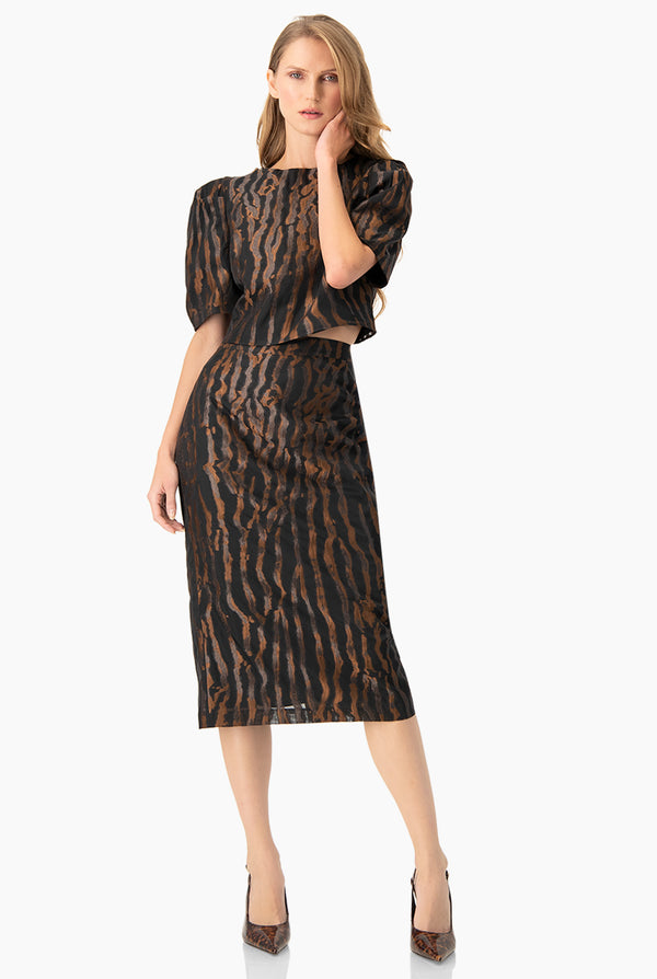 Blusa corta de manga globo