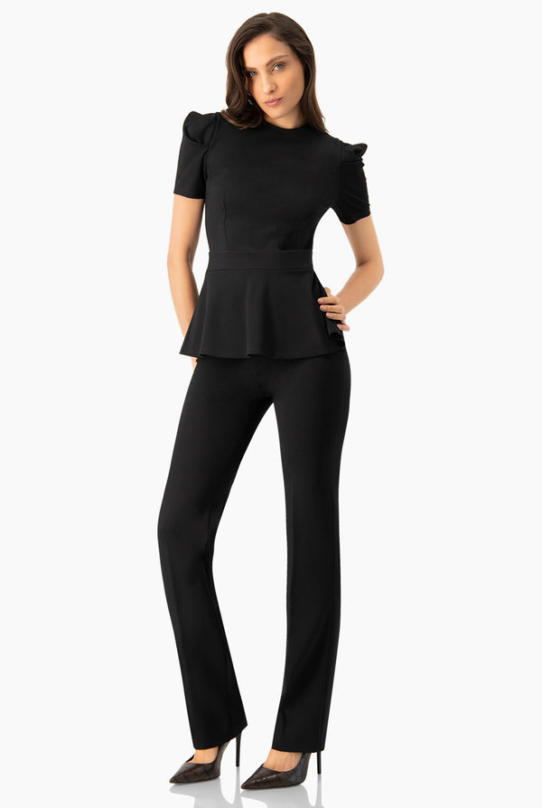 Blusa negra de manga corta