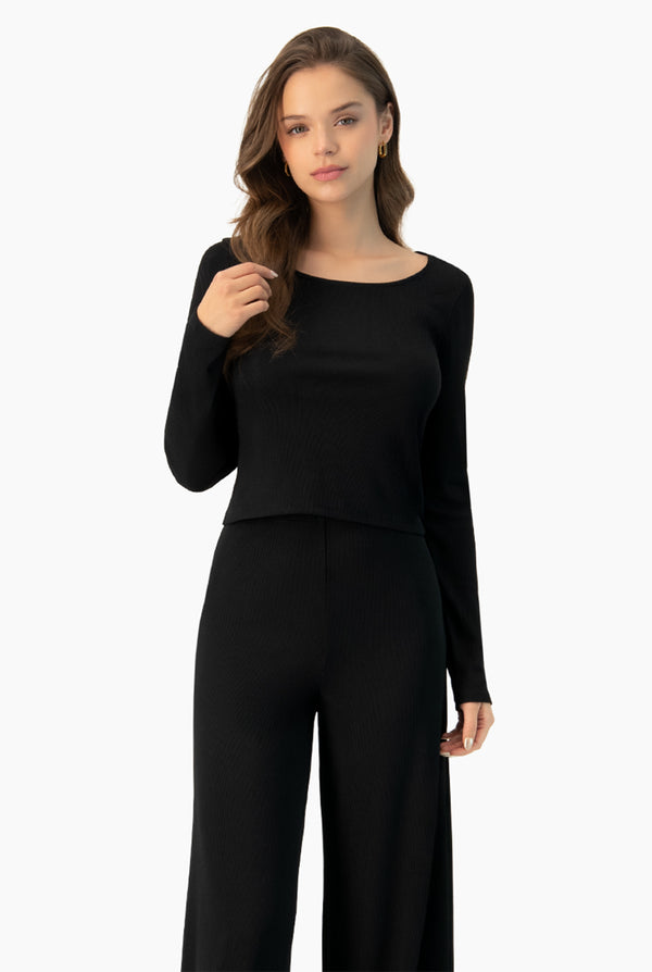 Top corto de manga larga