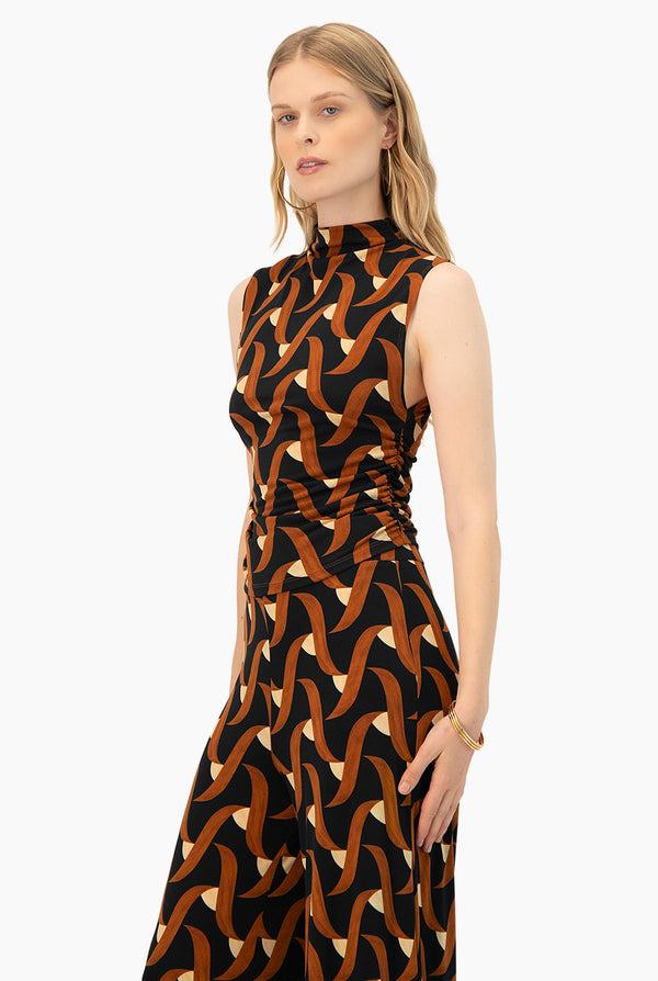 Blusa estampada fruncida