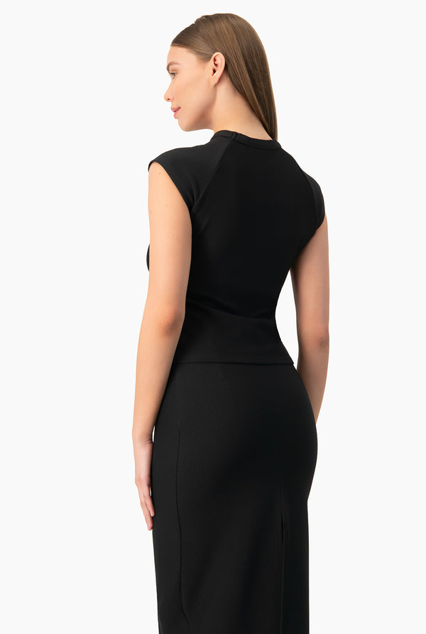Blusa negra manga ranglan