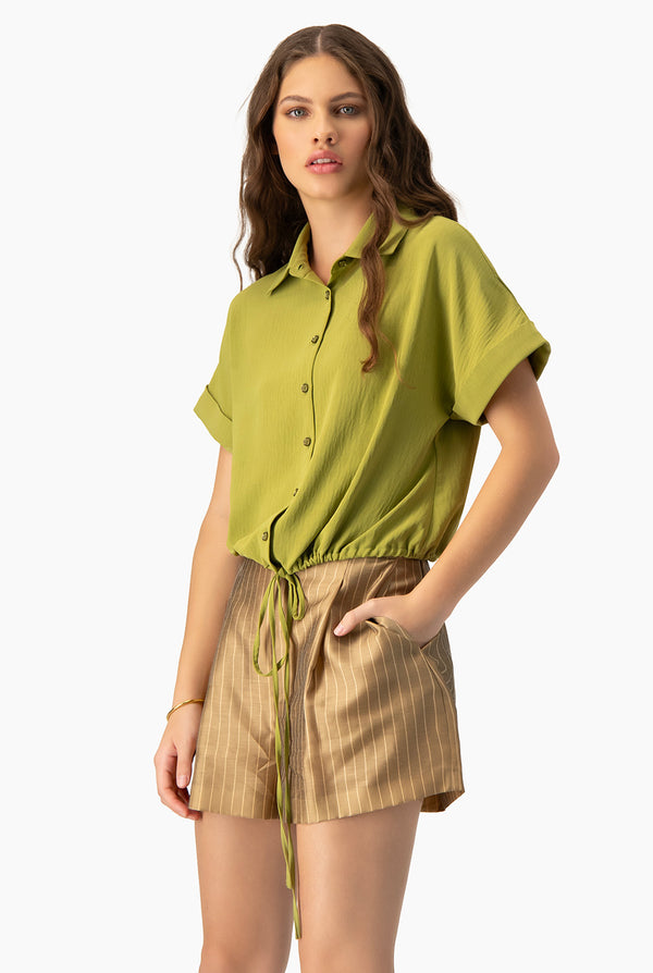 Blusa camisera de amarre