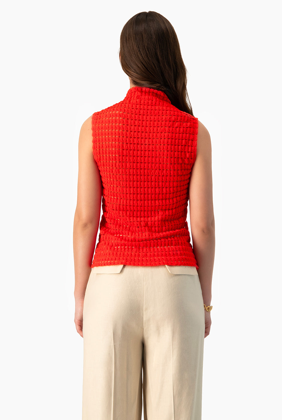 Blusa Ivonne tejida roja sin mangas y cuello alto