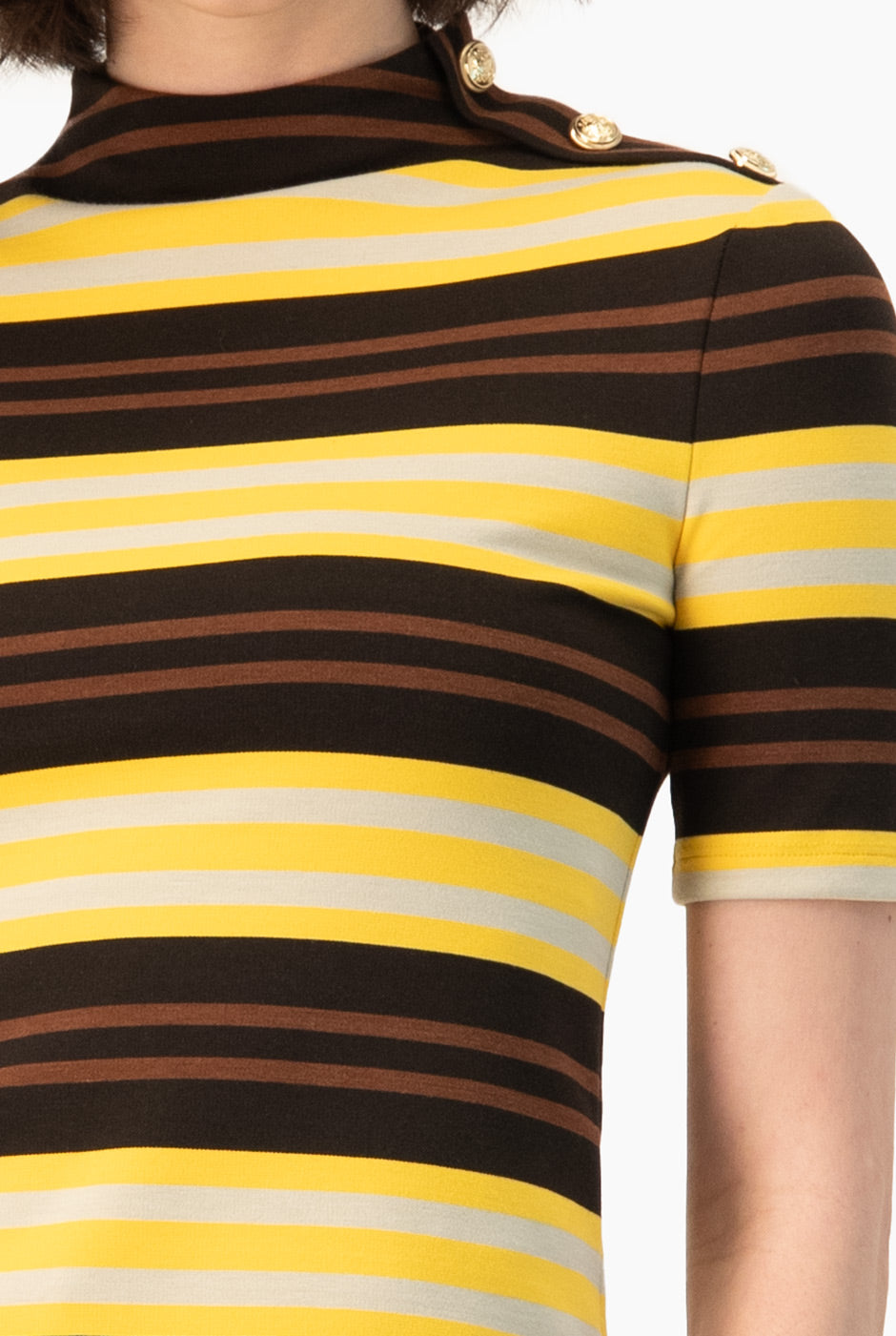 Blusa Ivonne multicolor con botones en hombro, manga corta
