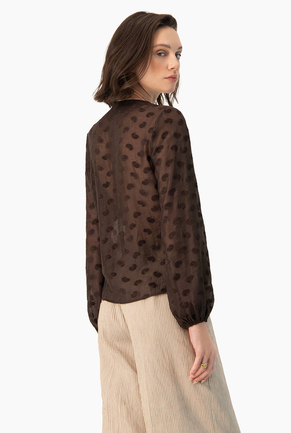 Blusa Ivonne recta cafe manga larga