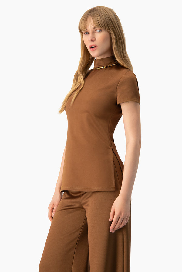 Blusa recta Ivonne de cuello alto