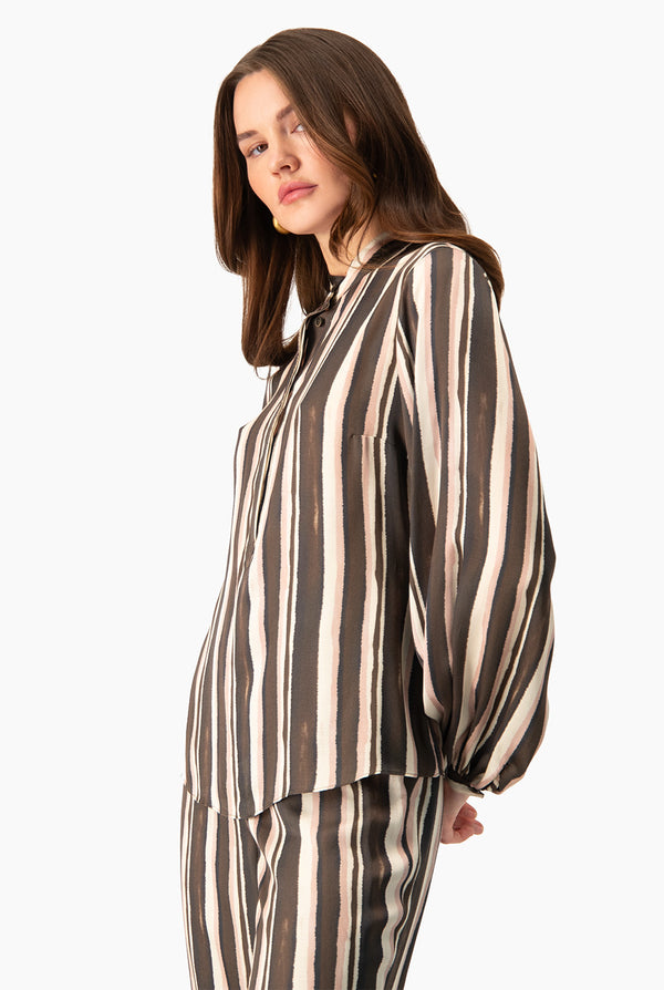 Blusa Ivonne larga cuello mao
