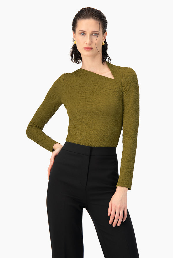 Blusa Ivonne de cuello asimetrico