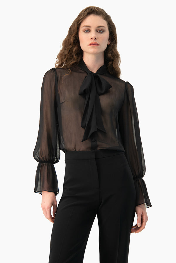 Blusa Ivonne negra cinta en cuello