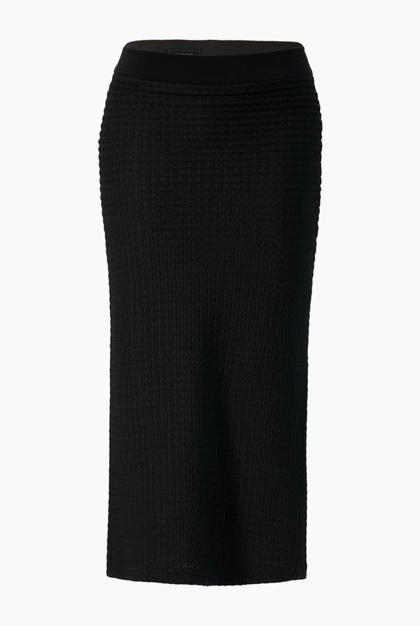 Falda negra midi