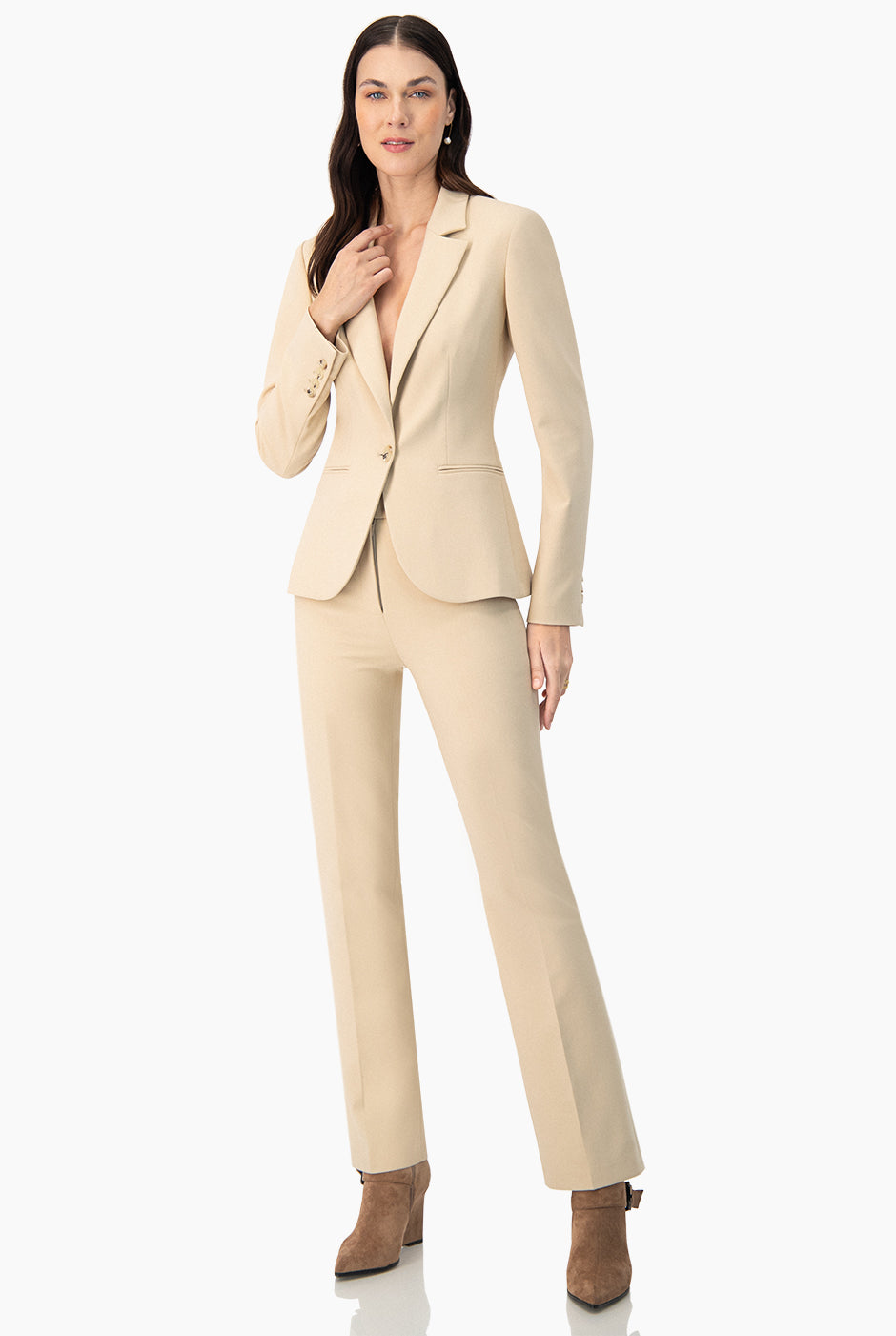 Pantalon recto sastreado en color beige