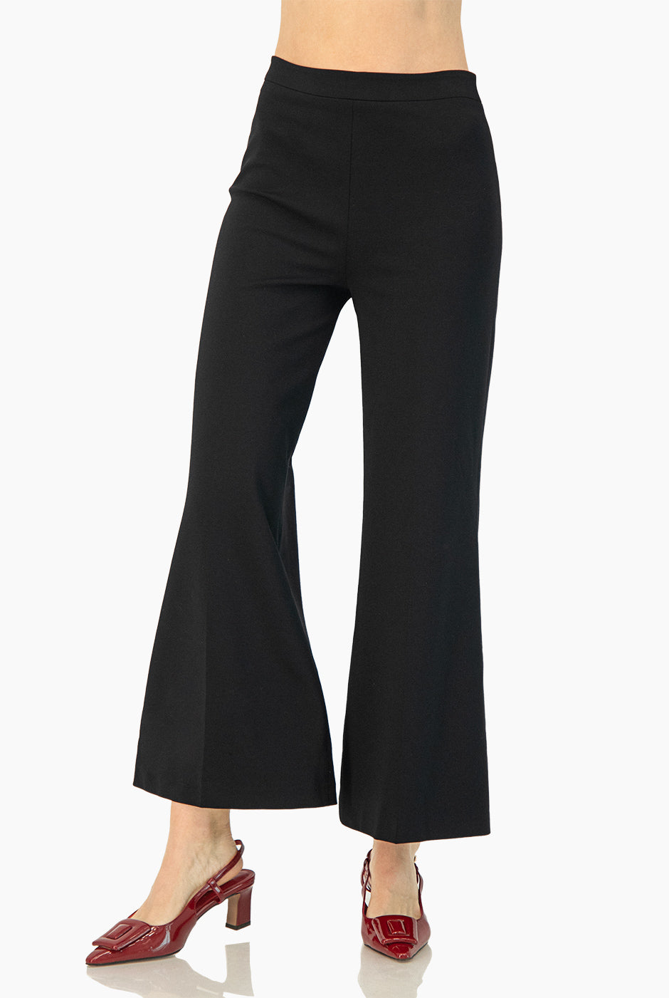 Pantalon liso pierna amplia