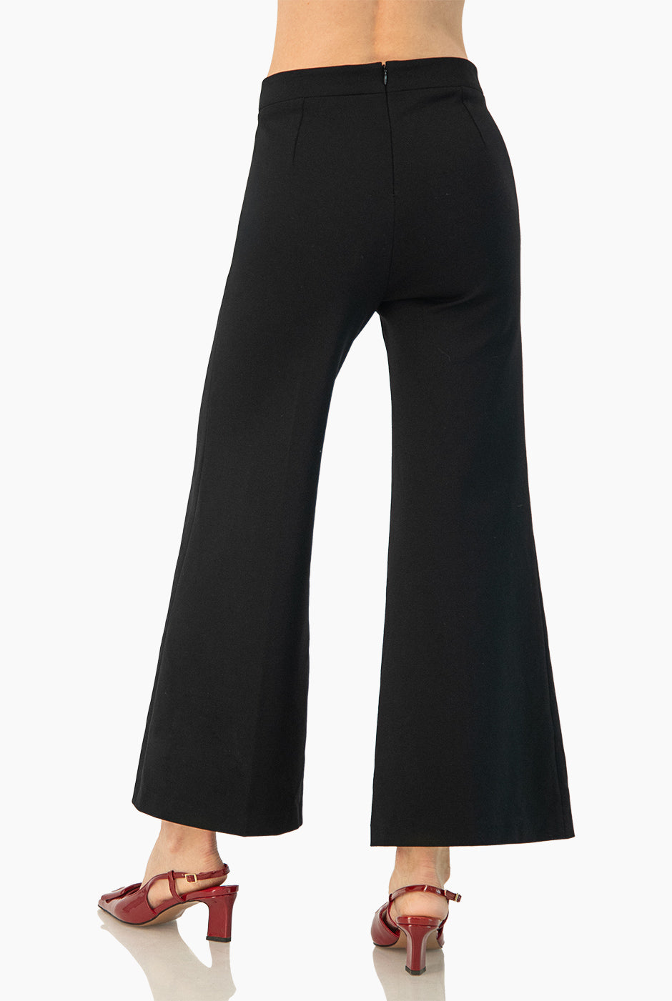 Pantalon liso pierna amplia