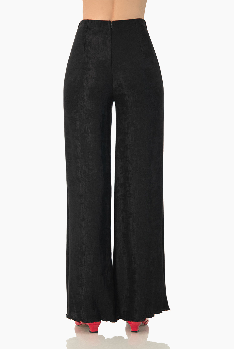 Pantalon negro de pierna amplia