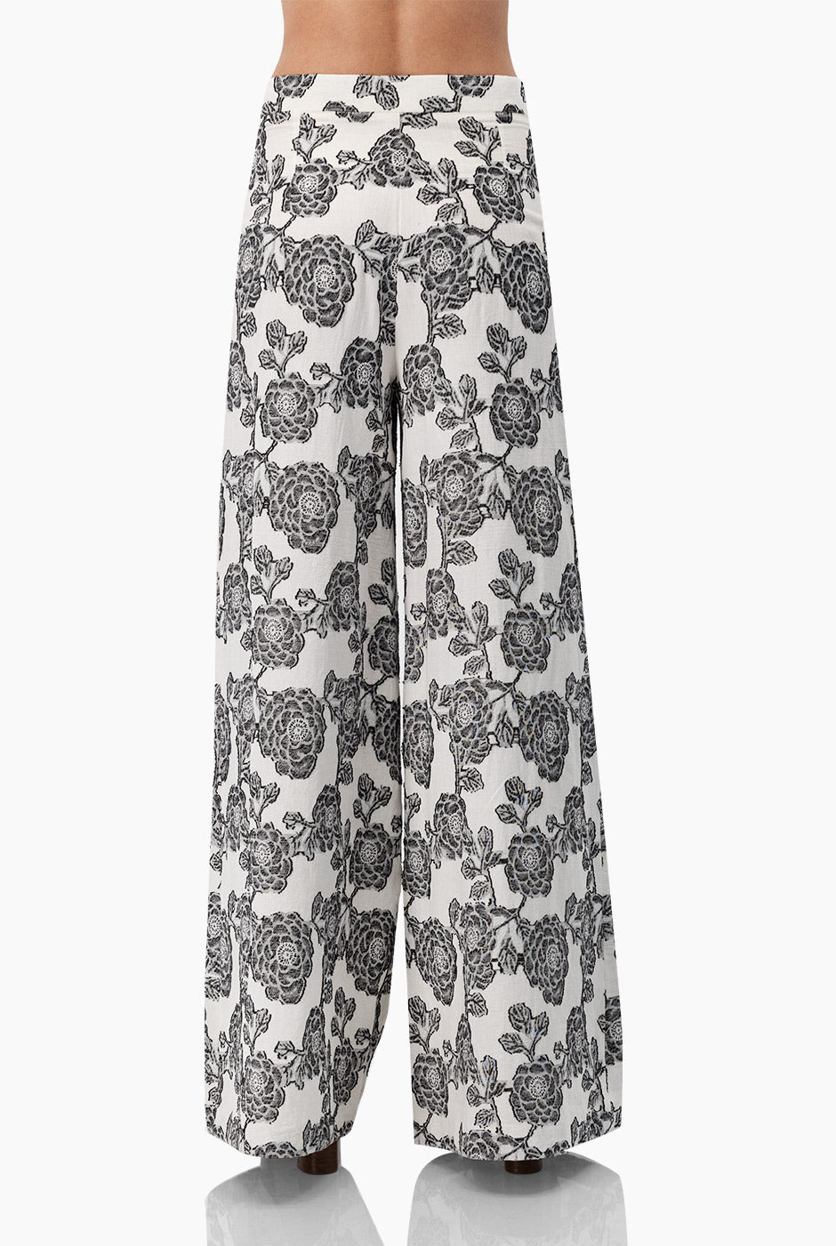 Pantalon pierna ancha y estampado