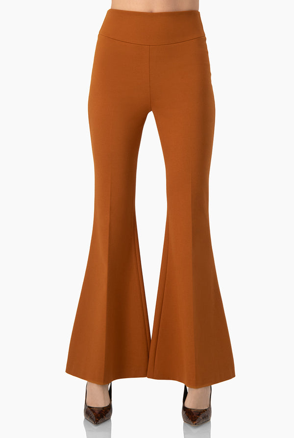 Pantalon campana pretina en V