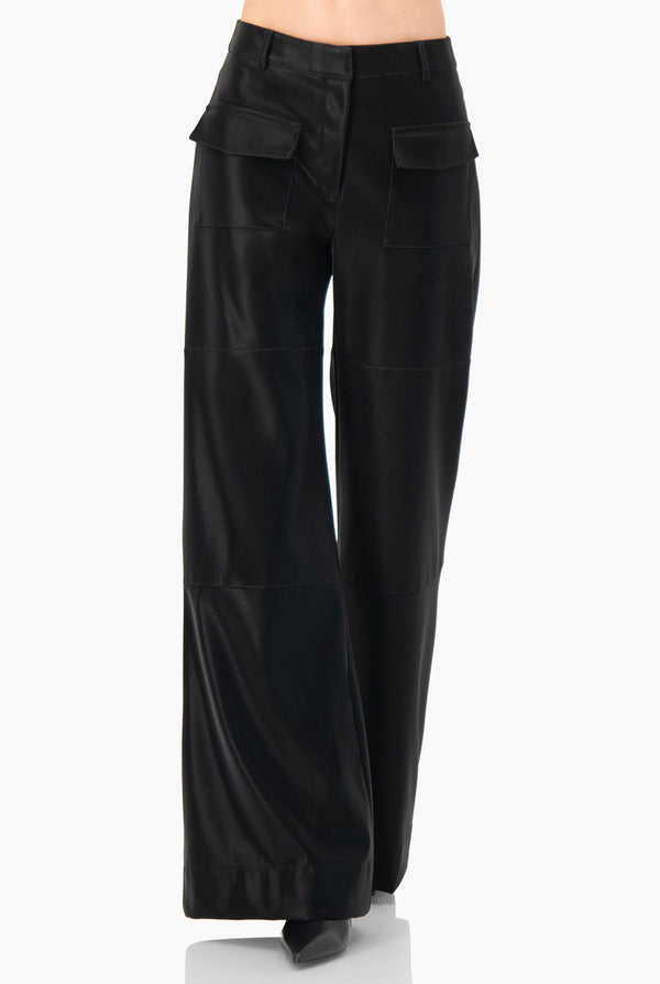 Pantalon semi campana liso
